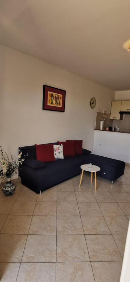 Apartments Zdenka Labin  Bagian luar foto